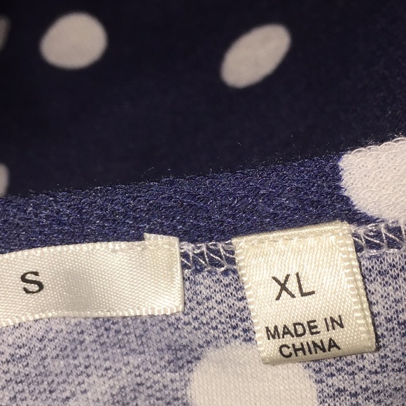 Cyrus Woman’s Navy & White Polka Dot Top Size XL - Picture 12 of 13